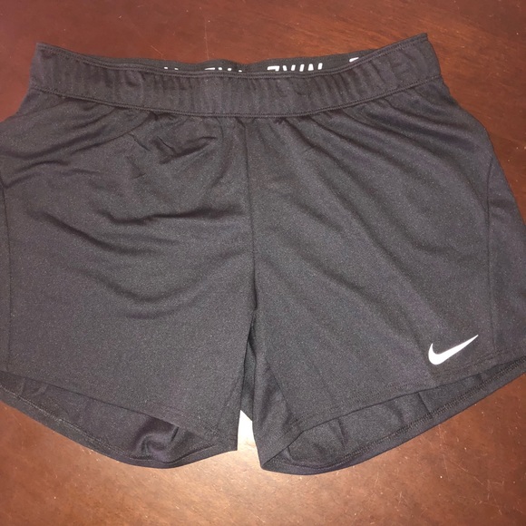 Nike Pants - ‼️CLOSET CLOSE OUT‼️NWT NIKE SHORTS LAST PAIR